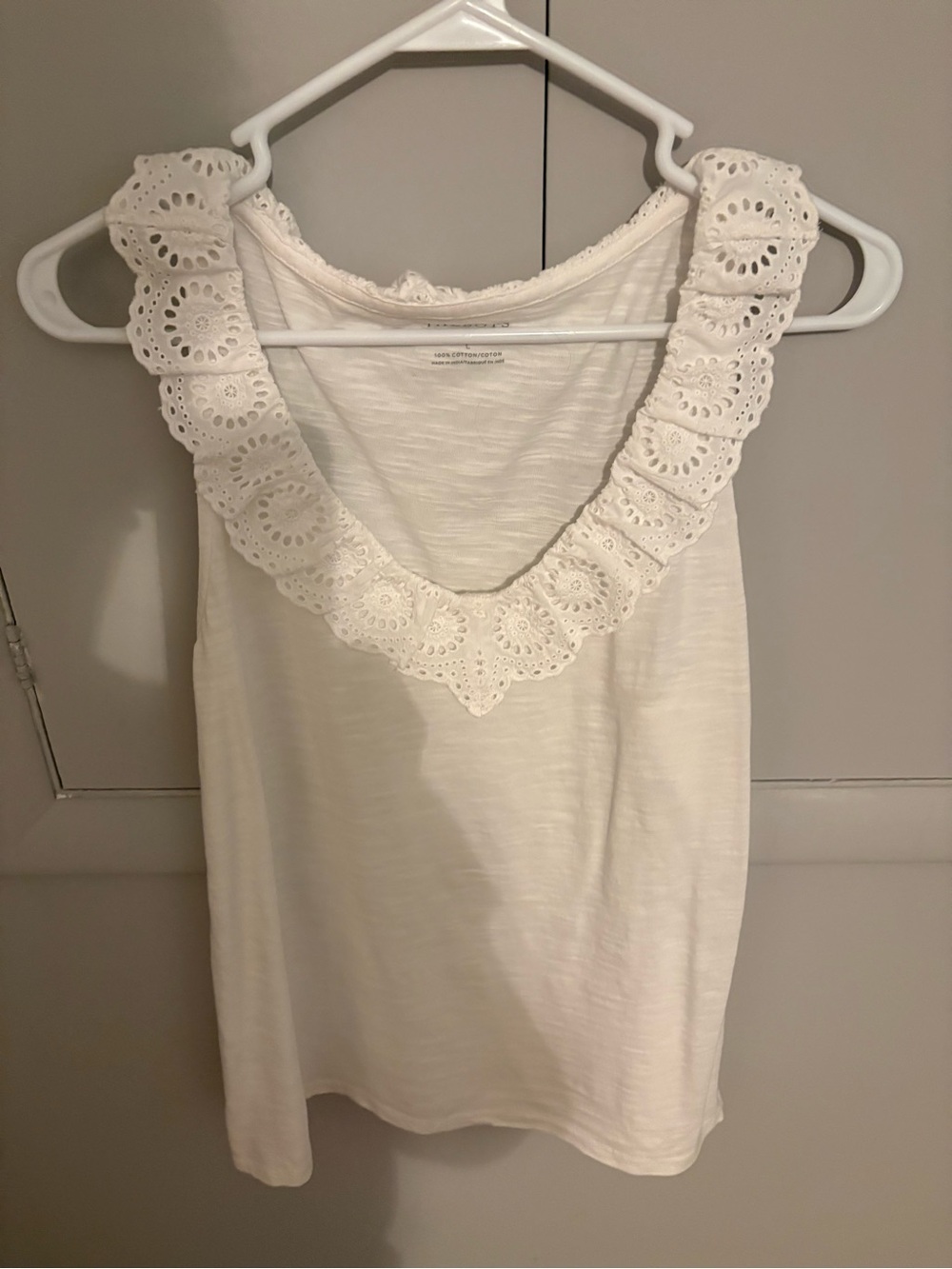 Talbots White Eyelet Trim Sleeveless Tank
